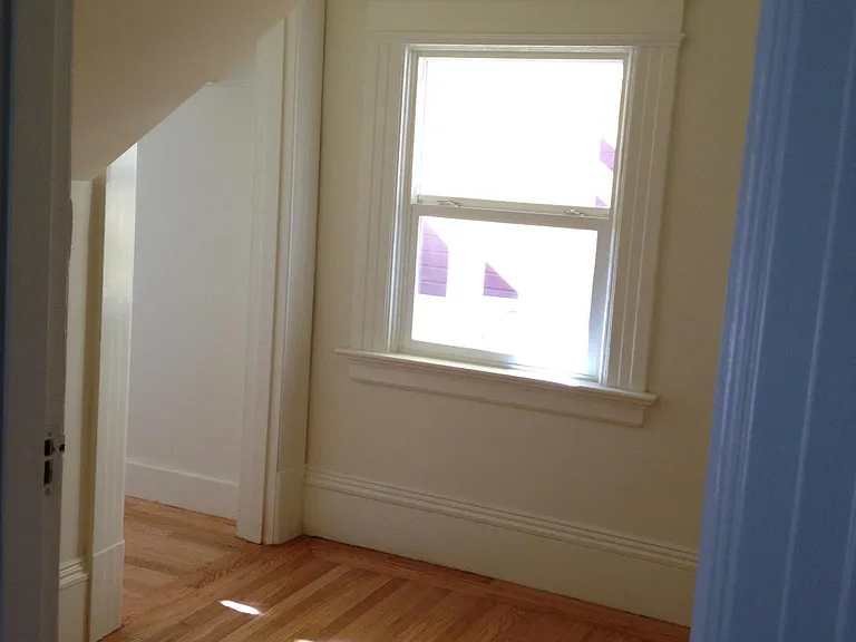 665 Parker Ave — Photo 12
