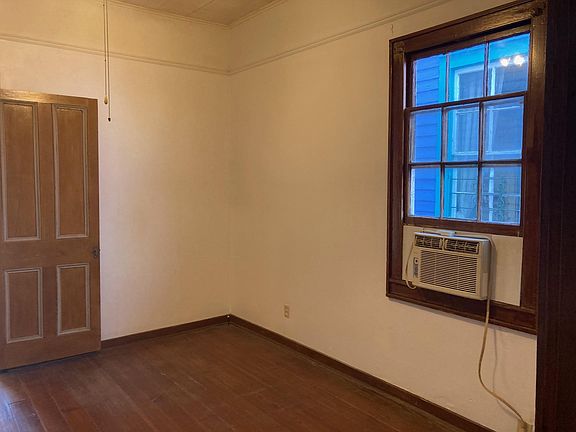 5th image of 723 France St