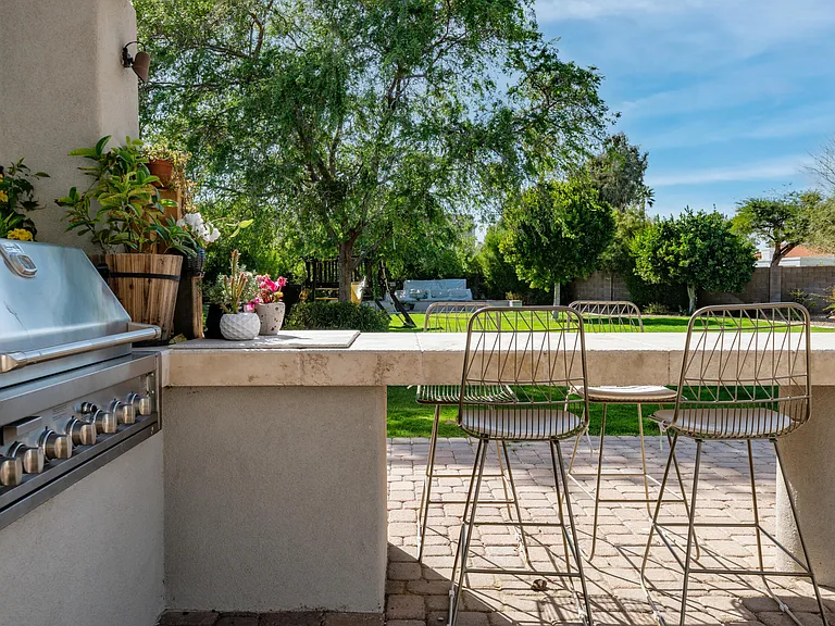 7417 E Paradise Dr — Photo 54