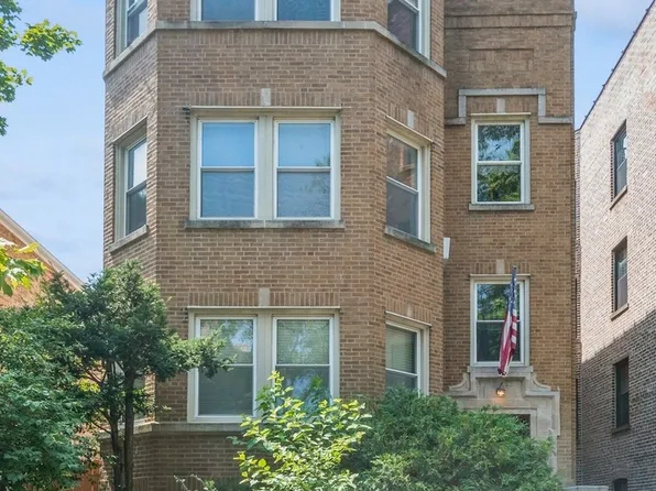 7534 N Oakley Ave, Chicago, IL 60645
