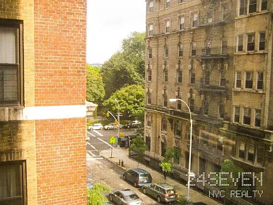 Rented by 24 7 NYC Realty Inc. | media 20