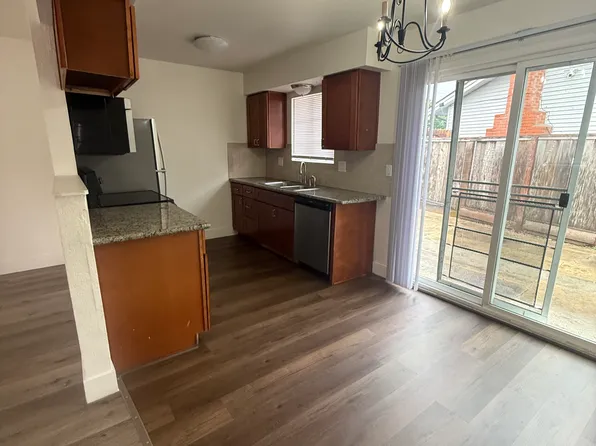 103 Cordova Ln #107, Stockton, CA 95207