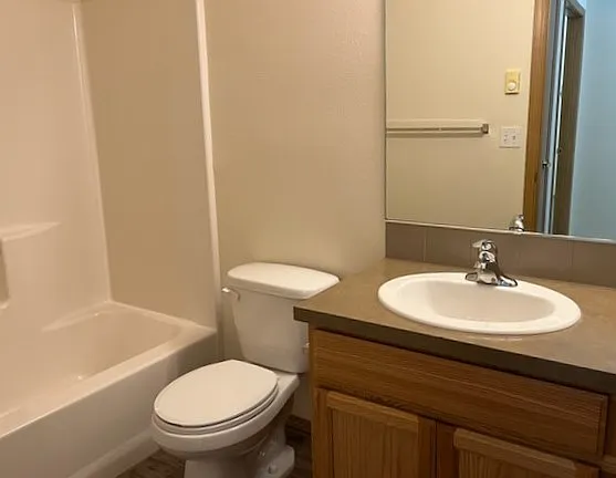 1309 E Calkins Ave — Photo 15