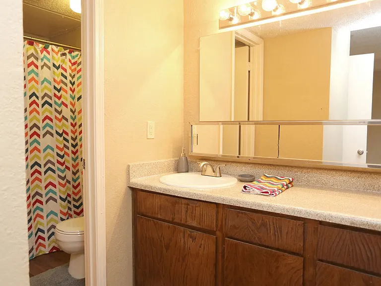 Cedar Bend — Photo 39