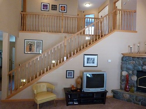 4th image of 1136 Kulow St