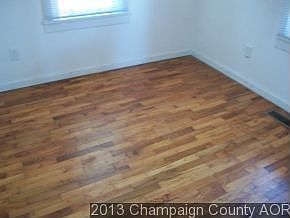 3rd image of 1005 Park Dr