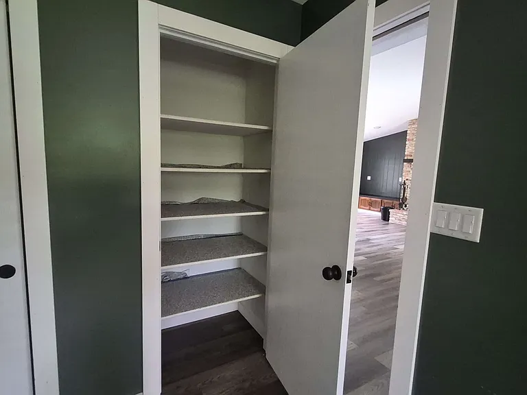 6881 Walnut Creek Ct — Photo 13