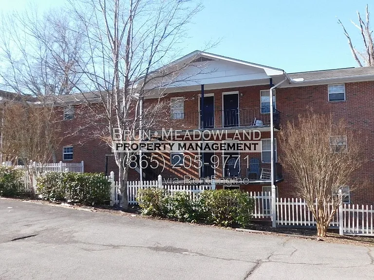 5540 N Broadway St #8 — Photo 17