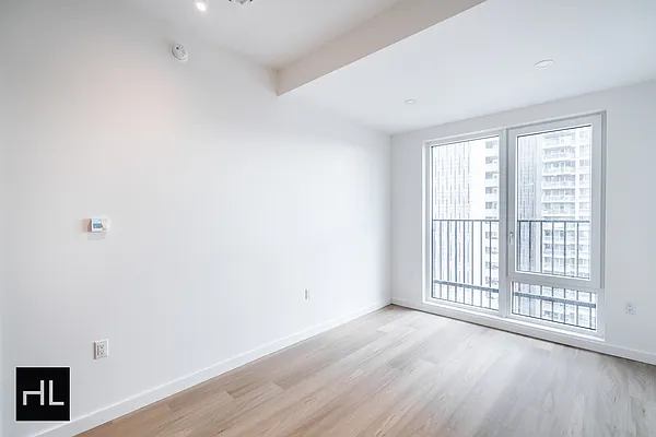 Rented by Highline Residential | media 31