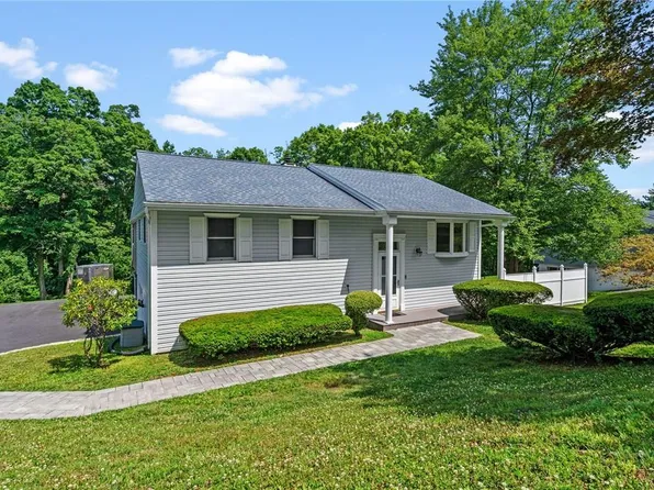 46 Perch Drive, Mahopac, NY 10541