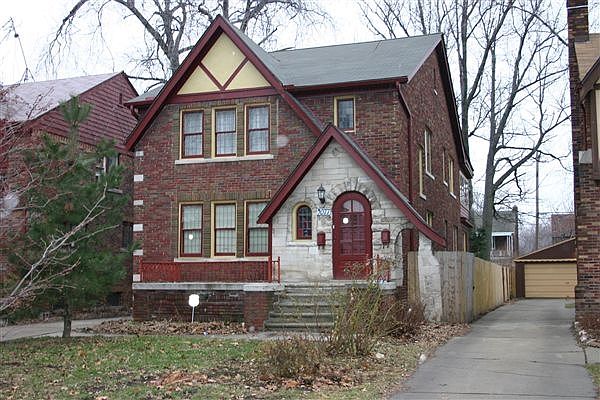 1st image of 5077 Kensington Ave
