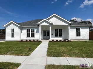 861 Grove Ave, Harahan, LA 70123