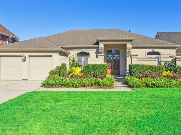 1901 Turnberry Ln, Harvey, LA 70058