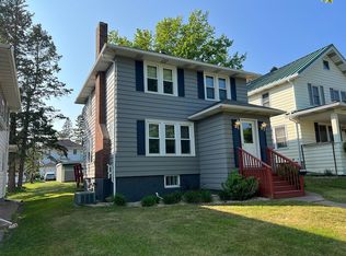 1821 E 9th St, Duluth, MN 55812