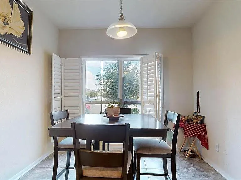 3202 Cabin Wood Way — Photo 6