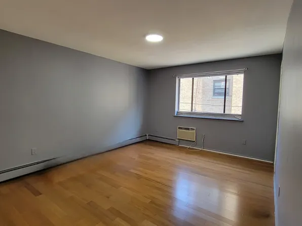 6201 Spencer Terrace image 24 of 26