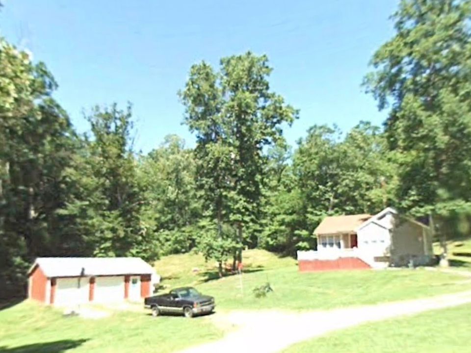 2nd image of 3451 Leonard Oak Rd