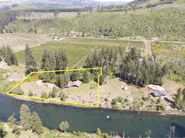 46836 McKenzie Hwy, Vida, OR 97488