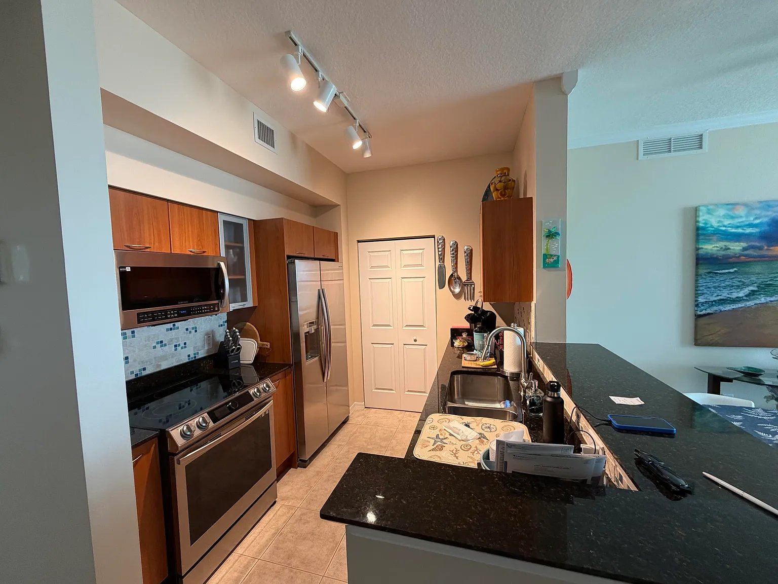 625 Casa Loma Blvd — Photo 3