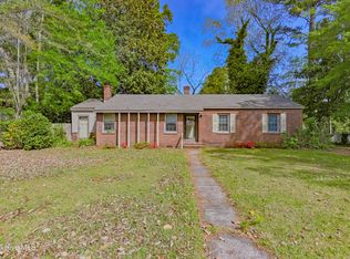 221 E Main Street, Rose Hill, NC 28458