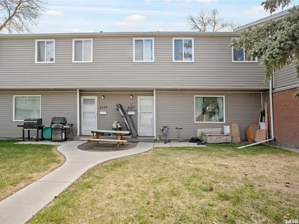 4122 Castle ROAD, Regina, SK S4S 6A4