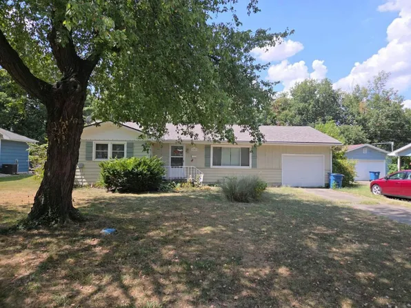 107 Grand St, Lamar, MO 64759
