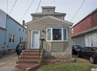 64 Haven Ave, Valley Stream, NY 11580