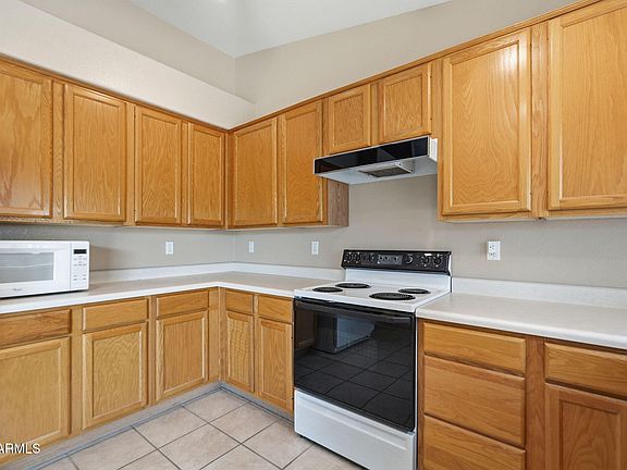 4th image of 2770 S LOS ALTOS Place