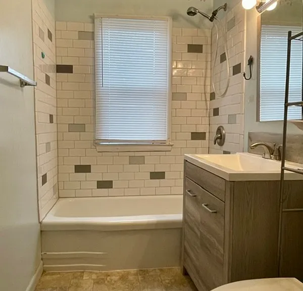 6066 Charles St — Photo 11