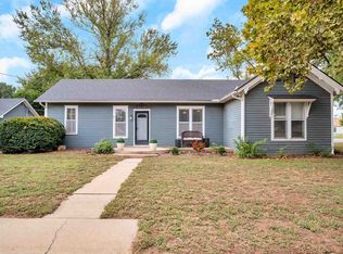 404 S Ohio St, Mount Hope, KS 67108