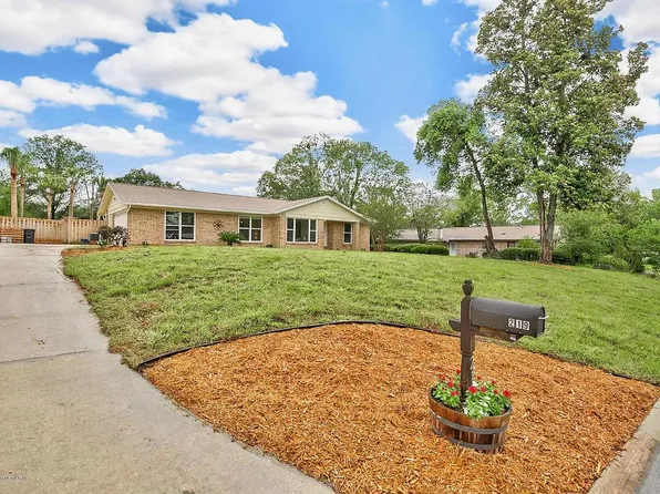 219 Foxridge Rd, Orange Park, FL 32065