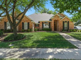 213 Hunters Run, Woodway, TX 76712