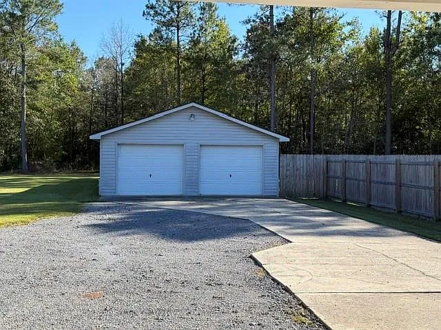 3 bed, 2.0 bath, 1512 sqft, $1,600 — Photo 3