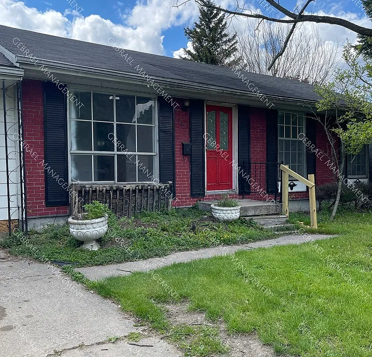 727 Athens St