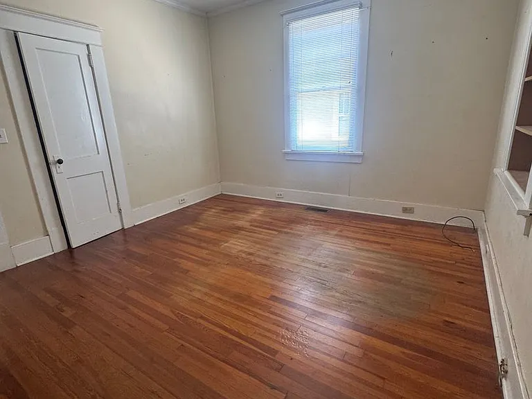 1804 Central Ave — Photo 2