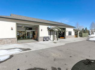 50 Cottonwood Pass Rd, Gypsum, CO 81637