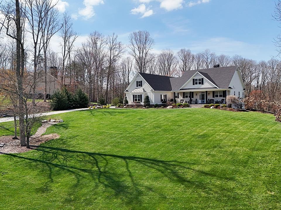 1st image of 678 Reserve Rd