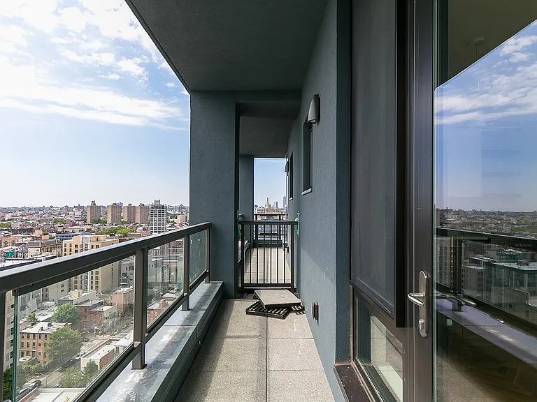 321 Wythe Ave #1709 — Photo 5