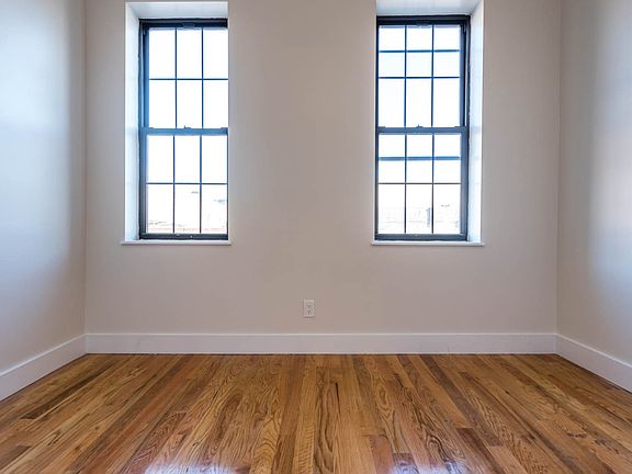 4th image of 156 Knickerbocker Ave #3A