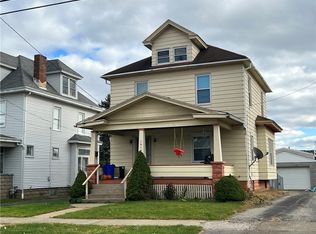 1014 Adams St, New Castle, PA 16101