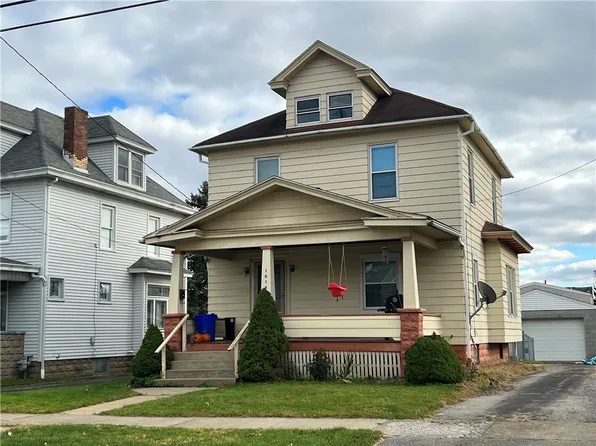 1014 Adams St, New Castle, PA 16101