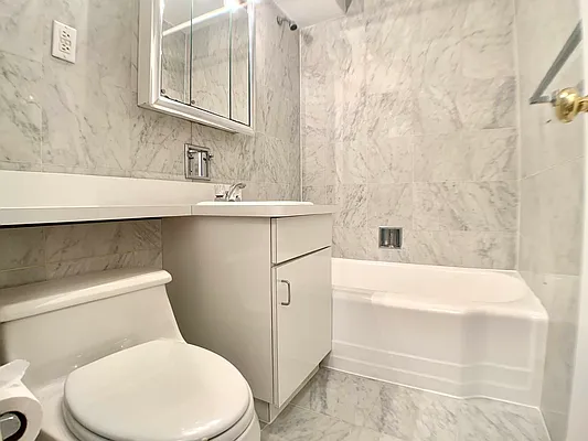 Rented by Corcoran | media 8