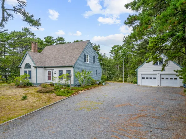 86 Old Wharf Road, Wellfleet, MA 02667