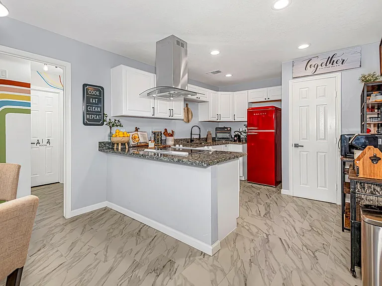 13330 Trompilla Ln — Photo 23