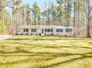 43 Miller Rd, Kittery Point, ME 03905