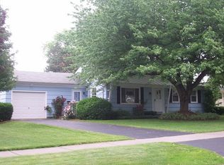 180 Skycrest Dr, Rochester, NY 14616