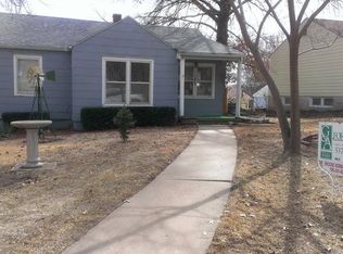 1805 Rockhill Rd, Manhattan, KS 66502