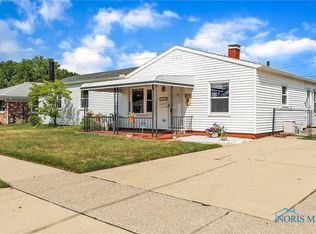 3702 Terrace Dr, Toledo, OH 43611