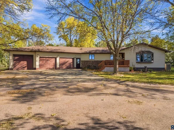 42400 247th St, Alexandria, SD 57311