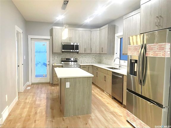 2nd image of 226 Nightingale ROAD
